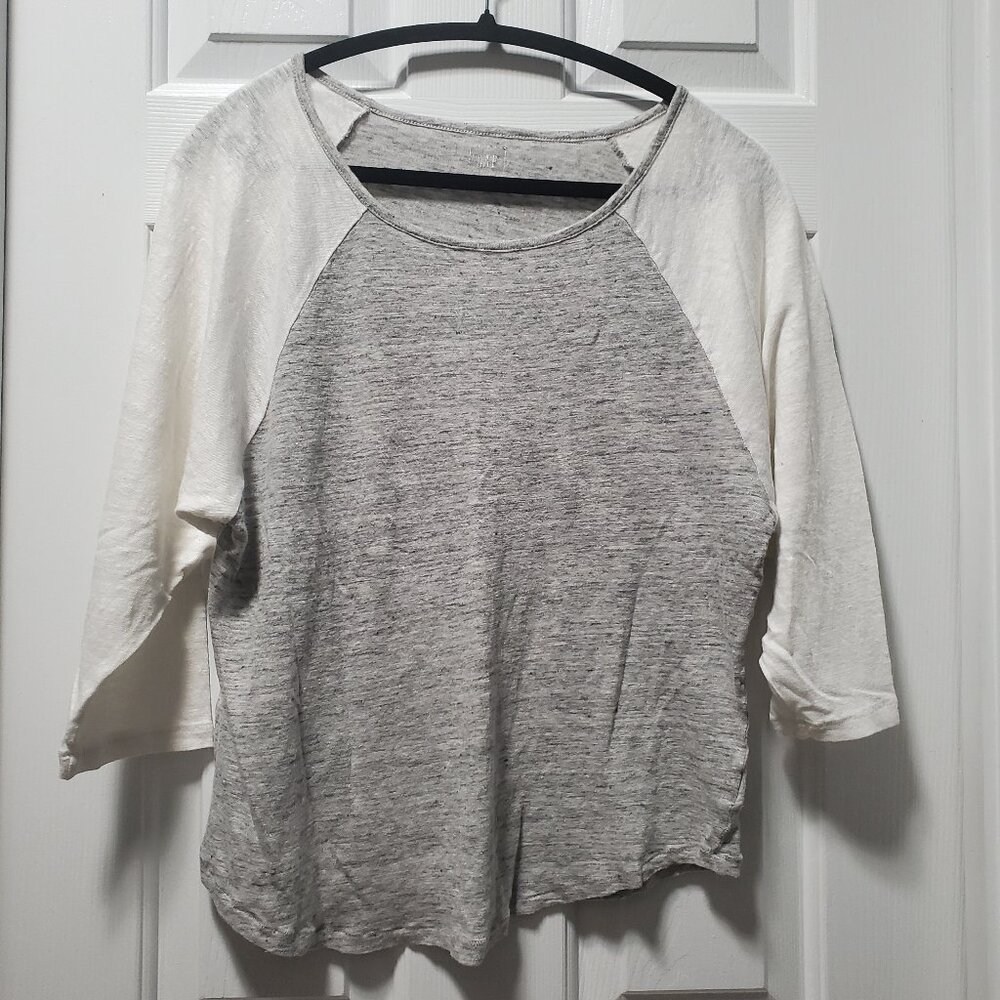 Gap Linen Three Quarter Raglan Sleeve T Shirt | Small